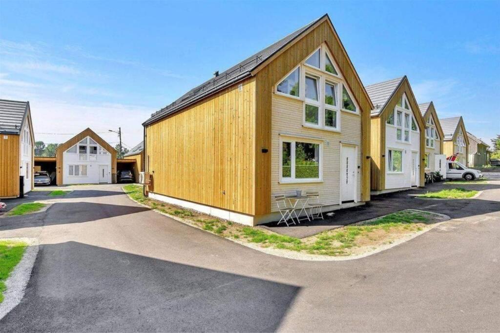 Nybygd Feriebolig Rett Ved Strand Til Leie! คริสเตียนซานด์ ภายนอก รูปภาพ